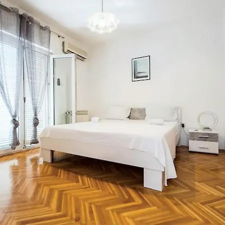 Apartman In With Wifi